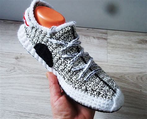 vallen yeezy 350 groot of klein